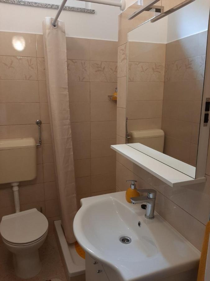 Apartmani Banina Ika Kültér fotó